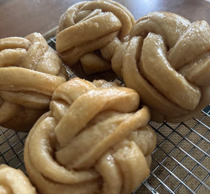 Finished triple vanilla buns